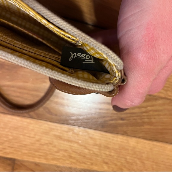 Fossil Key-Per Zip-Around Wristlet - Picture 5 of 6